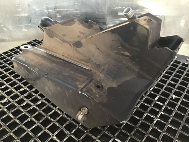 Liebherr Equalizing Reservoir - Expansion tank: picture 1 Liebherr Equalizing Reservoir - Expansion tank: picture 1
