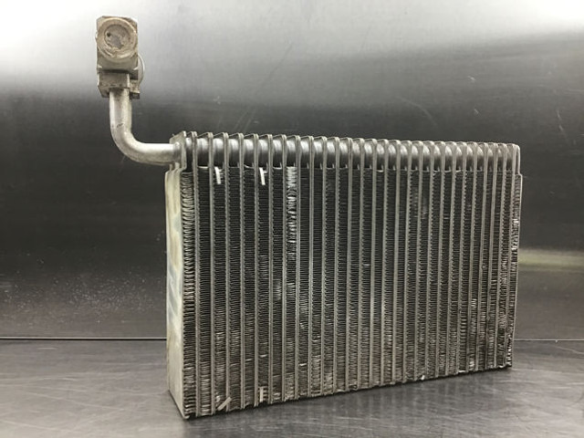 Liebherr Evaporator - A/C part: picture 1 Liebherr Evaporator - A/C part: picture 1