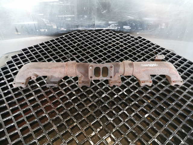 Liebherr Exhaust Pipe - Exhaust pipe: picture 4 Liebherr Exhaust Pipe - Exhaust pipe: picture 4