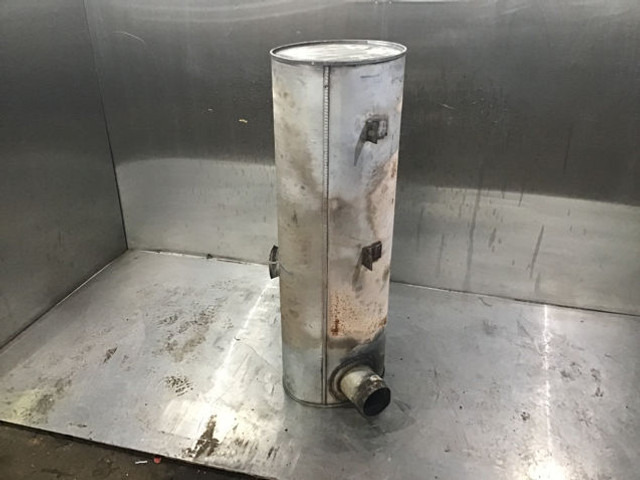Liebherr Exhaust Silencer - Muffler: picture 1 Liebherr Exhaust Silencer - Muffler: picture 1