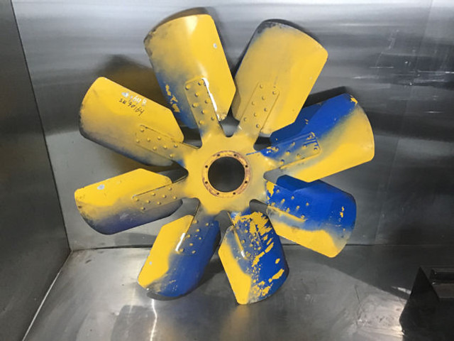 Liebherr Fan Blade - Fan: picture 1 Liebherr Fan Blade - Fan: picture 1