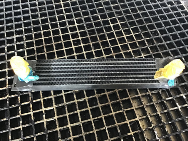 Liebherr Fuel Cooler - Oil cooler: picture 1 Liebherr Fuel Cooler - Oil cooler: picture 1