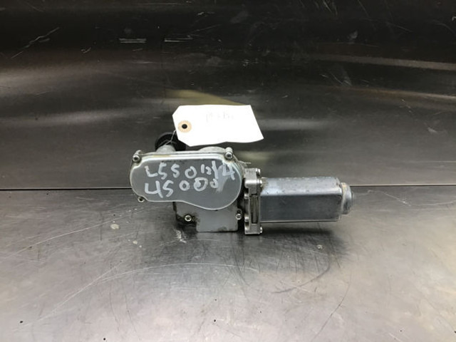 Liebherr L550 - Wiper: picture 1 Liebherr L550 - Wiper: picture 1