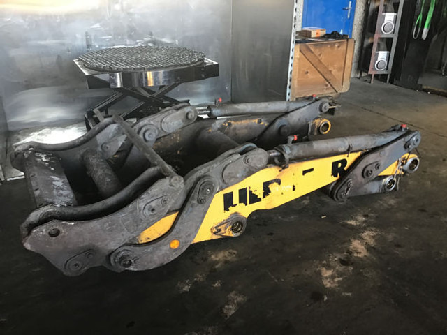 Liebherr Lifting Frame - Quick coupler: picture 2 Liebherr Lifting Frame - Quick coupler: picture 2