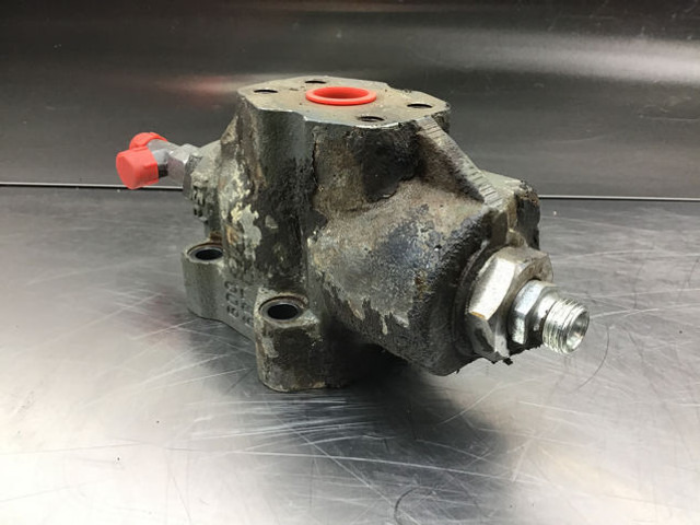 Liebherr Non Return valve - Valve: picture 1 Liebherr Non Return valve - Valve: picture 1