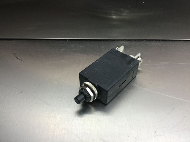 Liebherr Power Safety Switch - Relay: picture 2 Liebherr Power Safety Switch - Relay: picture 2