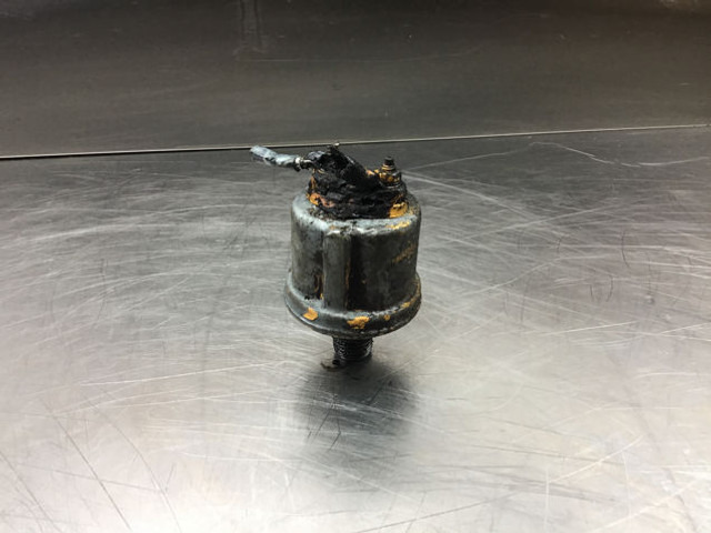 Liebherr Pressure Transmitter - Sensor: picture 1 Liebherr Pressure Transmitter - Sensor: picture 1