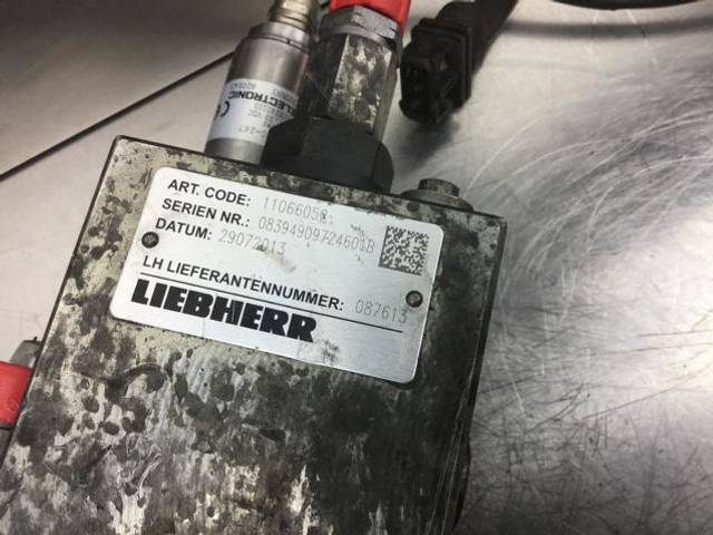 Liebherr Safety Valve - Valve: picture 2 Liebherr Safety Valve - Valve: picture 2