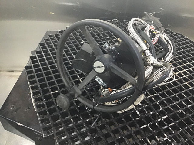 Liebherr Steering Column - Steering column: picture 2 Liebherr Steering Column - Steering column: picture 2