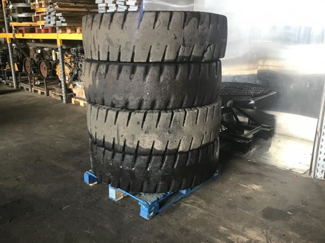 Onbekend - Tire: picture 4 Onbekend - Tire: picture 4