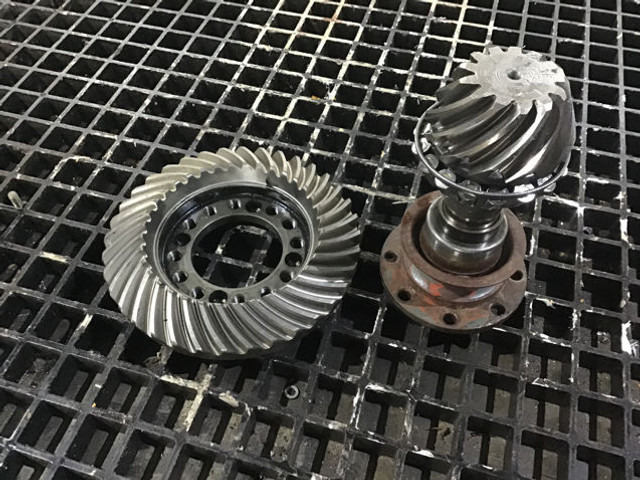ZF Differential - Differential gear: picture 1 ZF Differential - Differential gear: picture 1