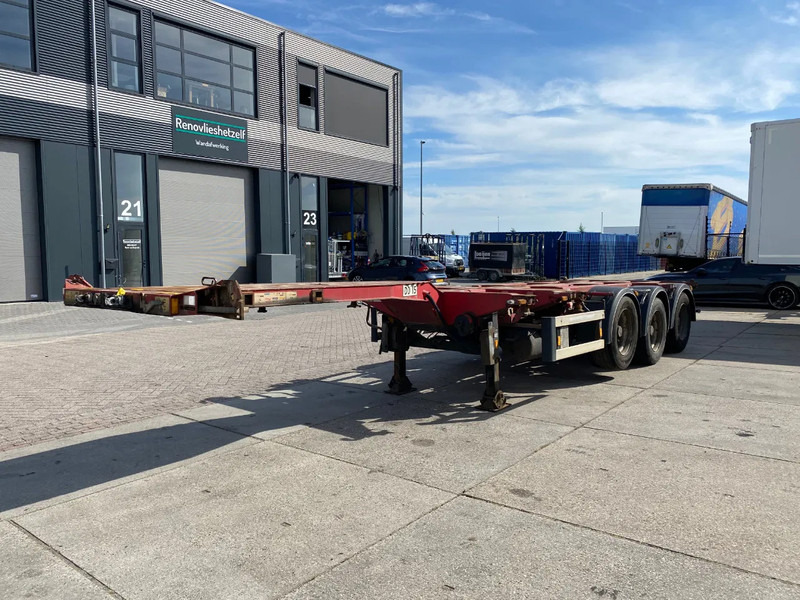 D-Tec FT-43-03V / Flexitrailer / 3x Extendable / SAF / 1x Lift Axle - Container transporter/ Swap body semi-trailer: picture 4 D-Tec FT-43-03V / Flexitrailer / 3x Extendable / SAF / 1x Lift Axle - Container transporter/ Swap body semi-trailer: picture 4