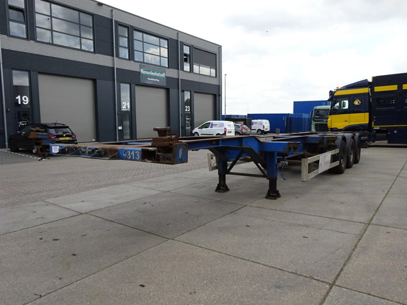 Renders Container chassis / BPW + Drum / 40 FT - Container transporter/ Swap body semi-trailer: picture 3 Renders Container chassis / BPW + Drum / 40 FT - Container transporter/ Swap body semi-trailer: picture 3