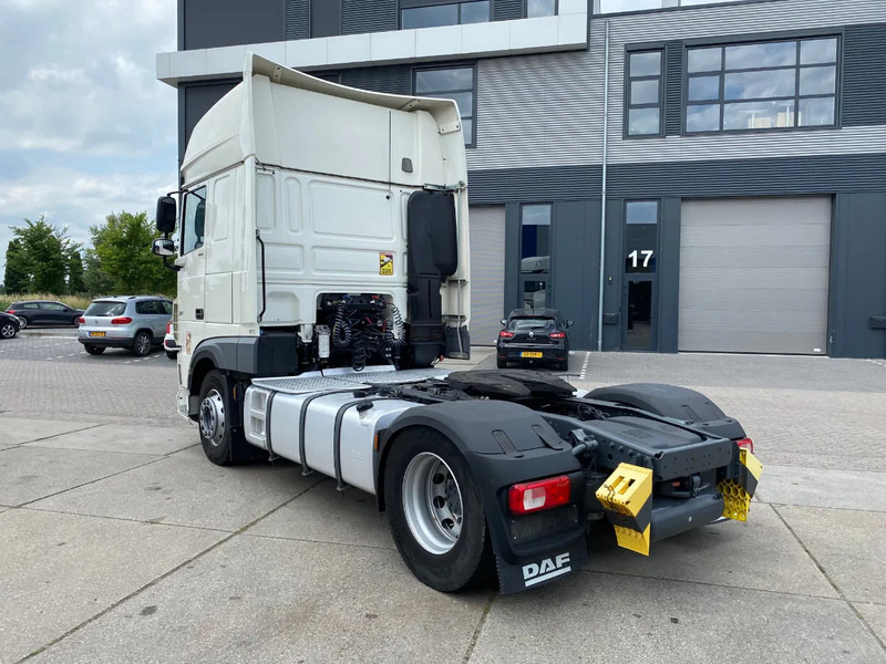 DAF XF 106.480 SSC / 2x tank / 394.831 km - Tractor unit: picture 4 DAF XF 106.480 SSC / 2x tank / 394.831 km - Tractor unit: picture 4