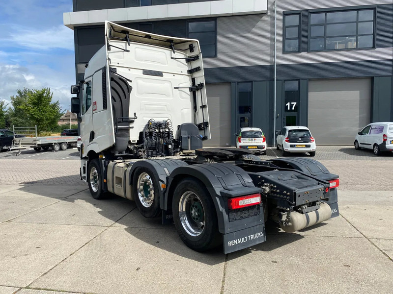 Renault T520 Comfort / 6x2 / Hub Reduction / 208.250Km - Tractor unit: picture 4 Renault T520 Comfort / 6x2 / Hub Reduction / 208.250Km - Tractor unit: picture 4