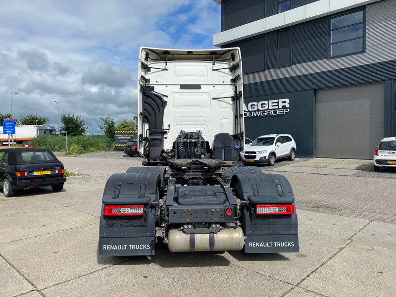 Renault T520 Comfort / 6x2 / Hub Reduction / 208.250Km - Tractor unit: picture 5 Renault T520 Comfort / 6x2 / Hub Reduction / 208.250Km - Tractor unit: picture 5