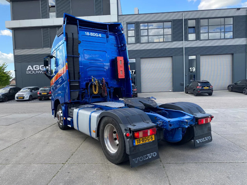Volvo FH 12.420 Globetrotter / ADR + PTO - Tractor unit: picture 4 Volvo FH 12.420 Globetrotter / ADR + PTO - Tractor unit: picture 4