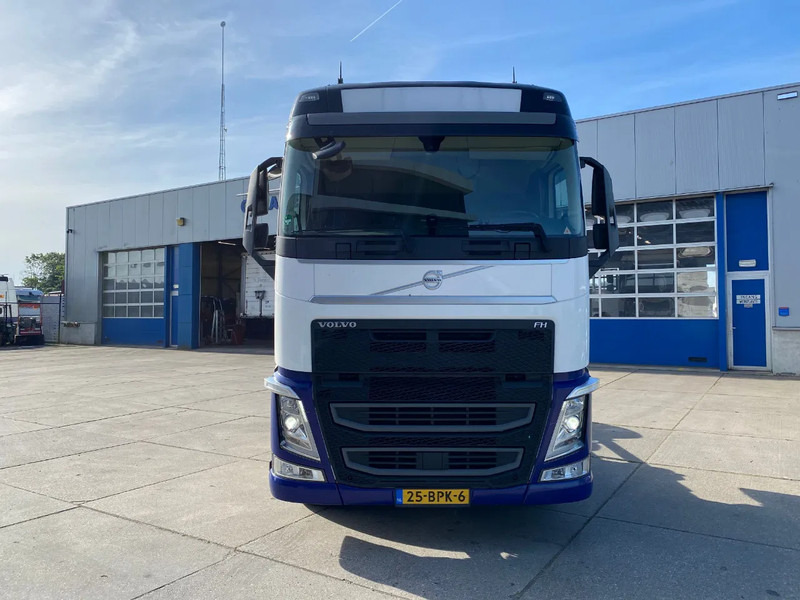 Volvo FH 13.460 Globetrotter / I-Save - Tractor unit: picture 2 Volvo FH 13.460 Globetrotter / I-Save - Tractor unit: picture 2