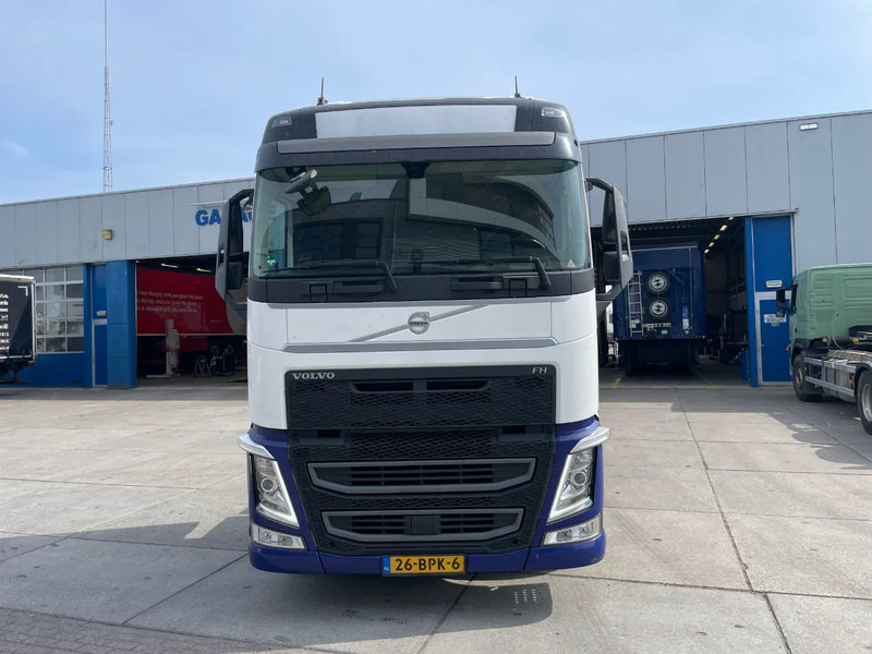 Volvo FH 13.460 Globetrotter / I-save - Tractor unit: picture 2 Volvo FH 13.460 Globetrotter / I-save - Tractor unit: picture 2