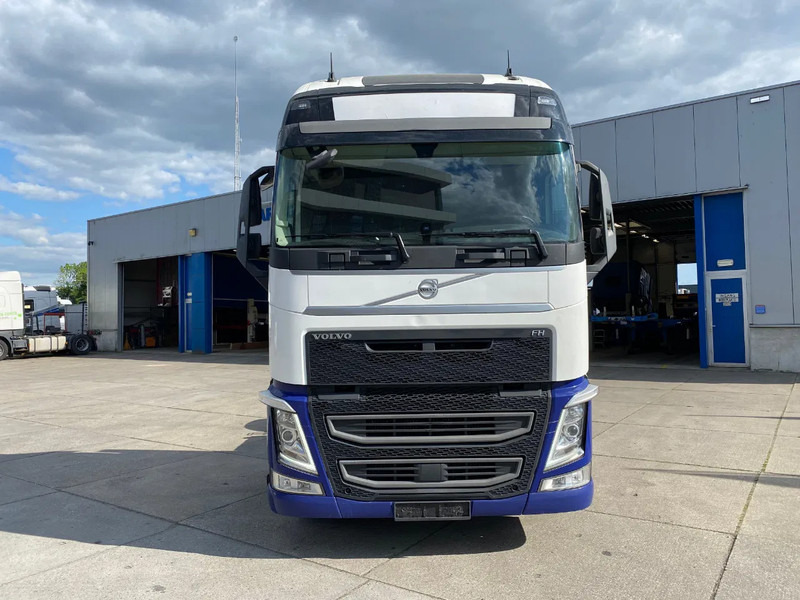 Volvo FH 13.500 Globetrotter XL / I-Park Cool / 2x Tank / Euro 6D - Tractor unit: picture 2 Volvo FH 13.500 Globetrotter XL / I-Park Cool / 2x Tank / Euro 6D - Tractor unit: picture 2