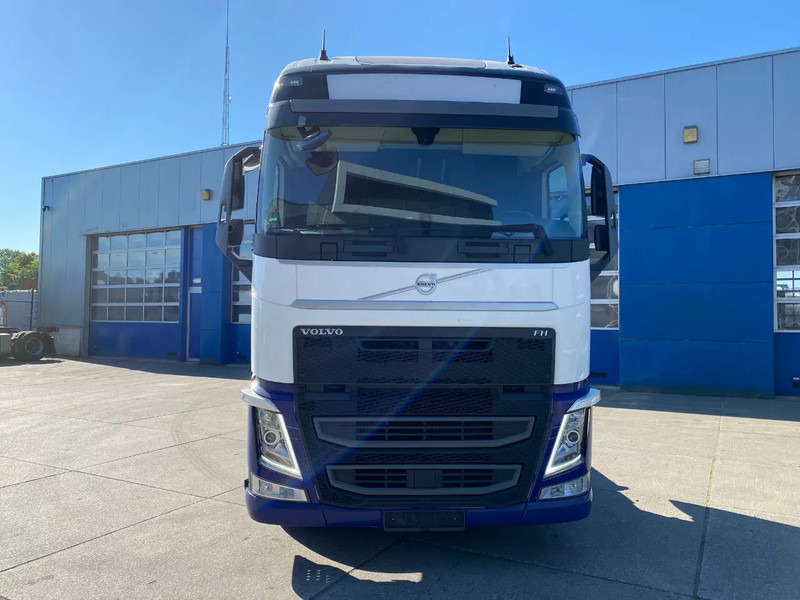 Volvo FH 13.500 Globetrotter XL / I-Park Cool / 2x Tank / Euro 6D - Tractor unit: picture 2 Volvo FH 13.500 Globetrotter XL / I-Park Cool / 2x Tank / Euro 6D - Tractor unit: picture 2