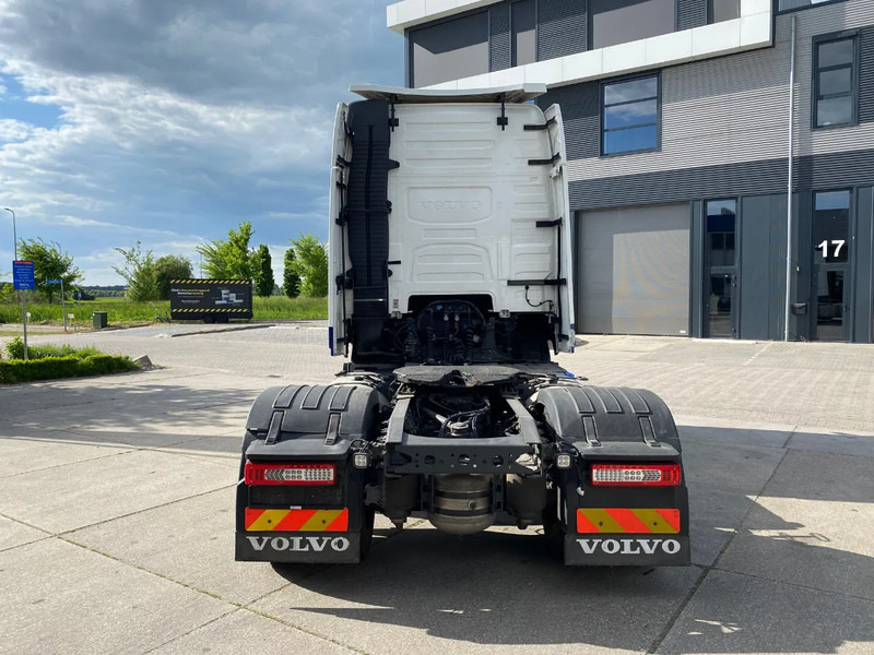 Volvo FH 13.500 Globetrotter XL / I-Park Cool / 2x Tank / Euro 6D - Tractor unit: picture 5 Volvo FH 13.500 Globetrotter XL / I-Park Cool / 2x Tank / Euro 6D - Tractor unit: picture 5