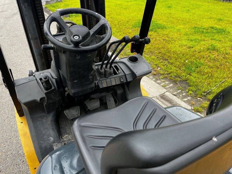 Diesel forklift Caterpillar DP25NT: picture 9