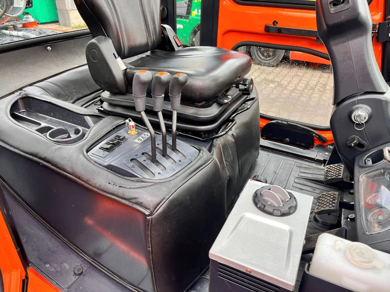 LPG forklift Doosan G55C-5 1593 HOURS: picture 13 LPG forklift Doosan G55C-5 1593 HOURS: picture 13