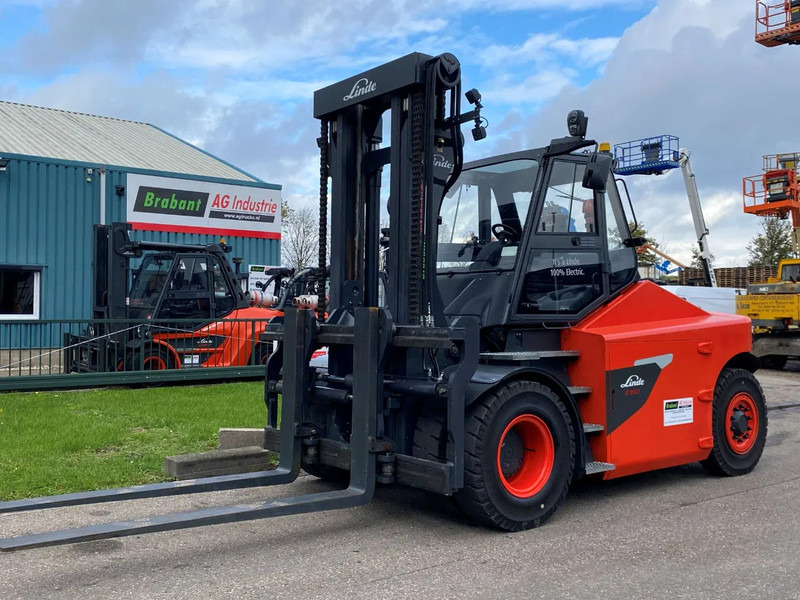 Linde E150 - Electric forklift: picture 4 Linde E150 - Electric forklift: picture 4