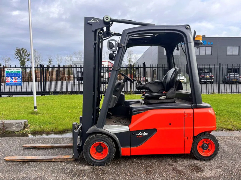 Linde E20PL-02 - Electric forklift: picture 1 Linde E20PL-02 - Electric forklift: picture 1