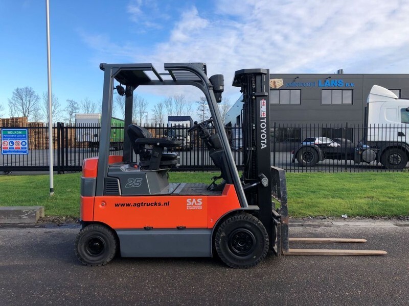Toyota 7FBMF25 - Electric forklift: picture 1 Toyota 7FBMF25 - Electric forklift: picture 1
