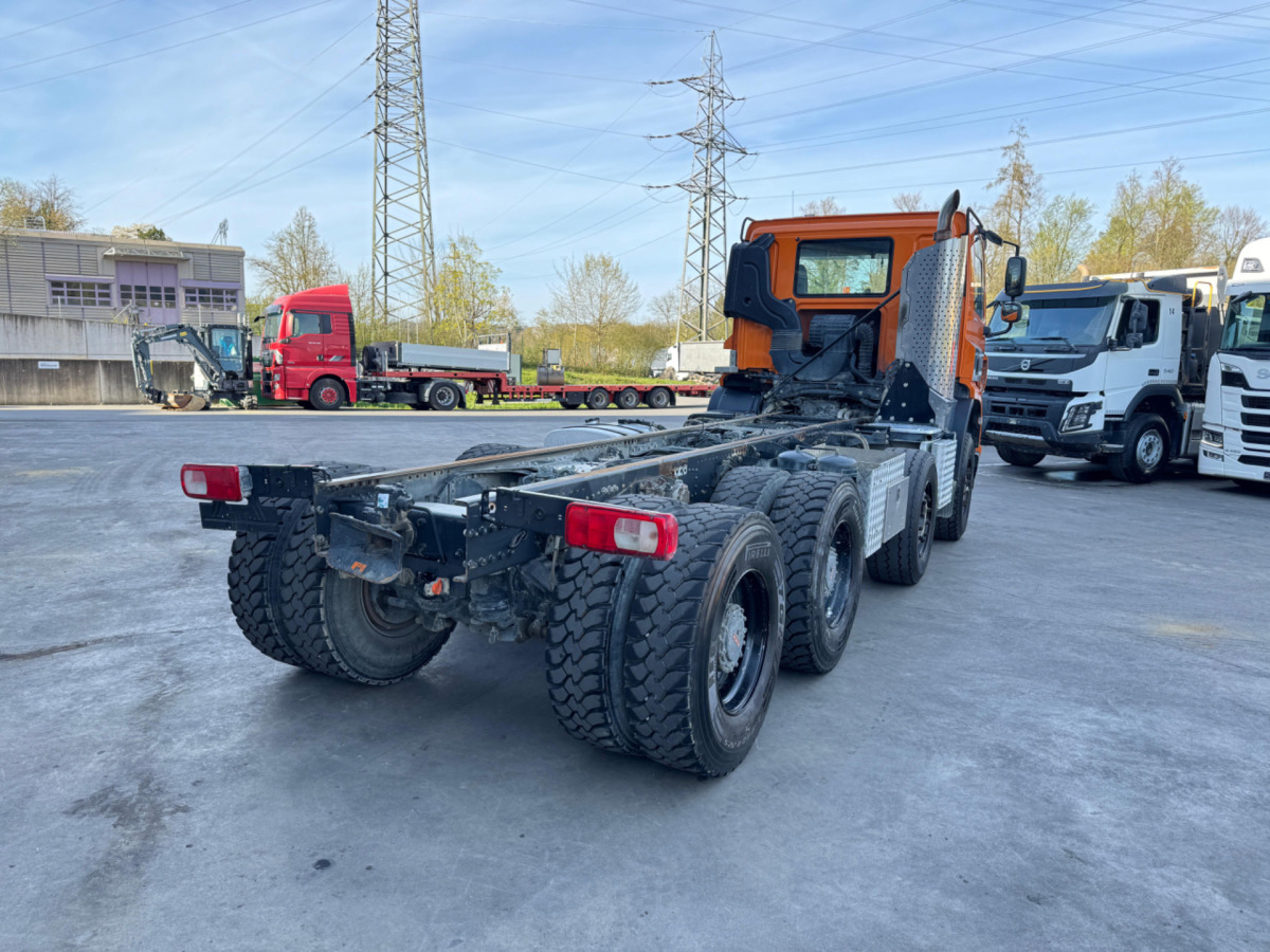 DAF CF440 8x4 Fahrgestell - Cab chassis truck: picture 5 DAF CF440 8x4 Fahrgestell - Cab chassis truck: picture 5