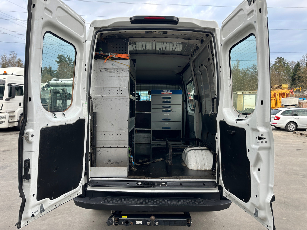 Panel van IVECO 35C18V Daily Servicewagen Sortimo: picture 12