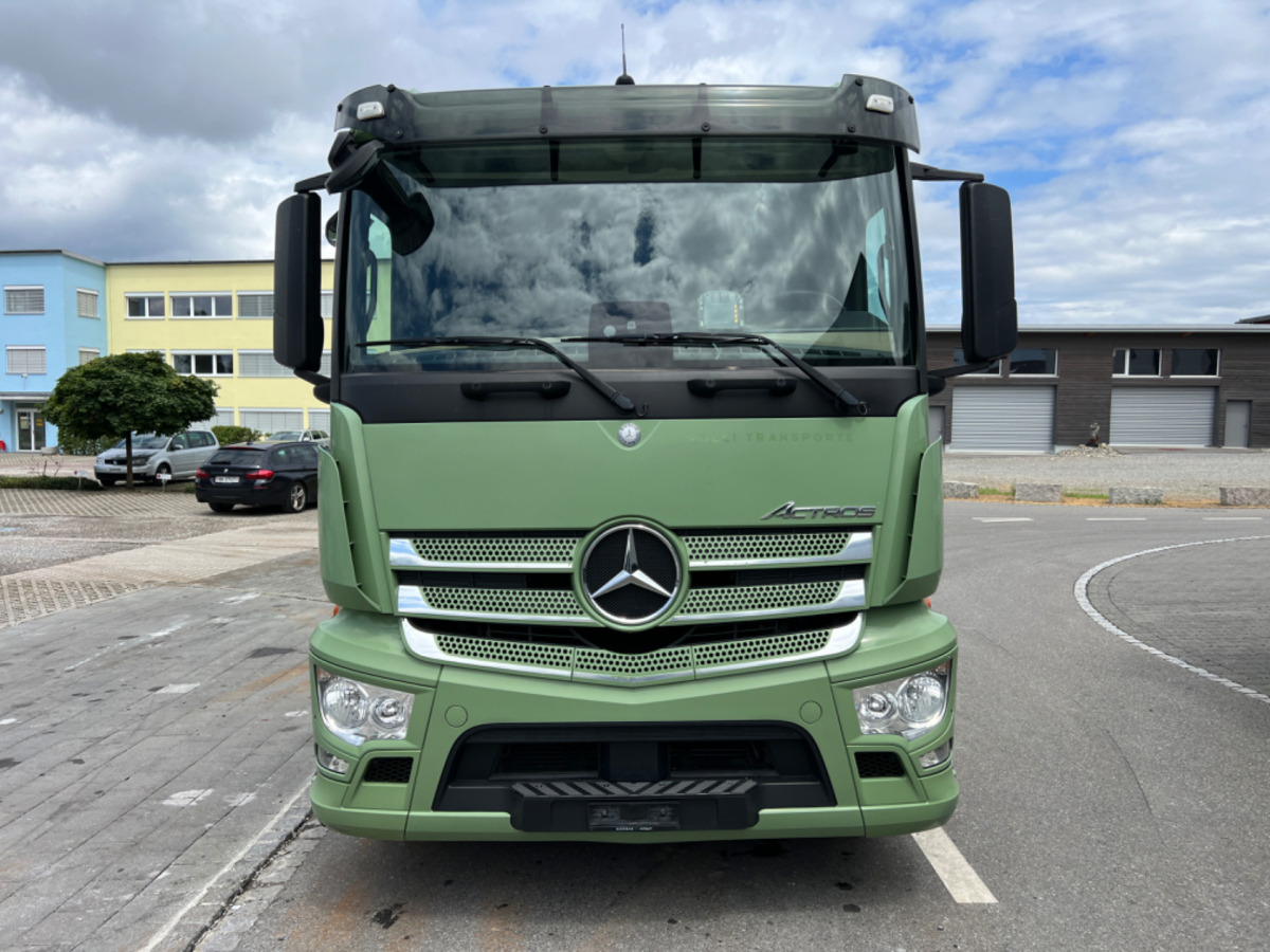 MERCEDES Actros 2543 6x2 - Cab chassis truck: picture 2 MERCEDES Actros 2543 6x2 - Cab chassis truck: picture 2