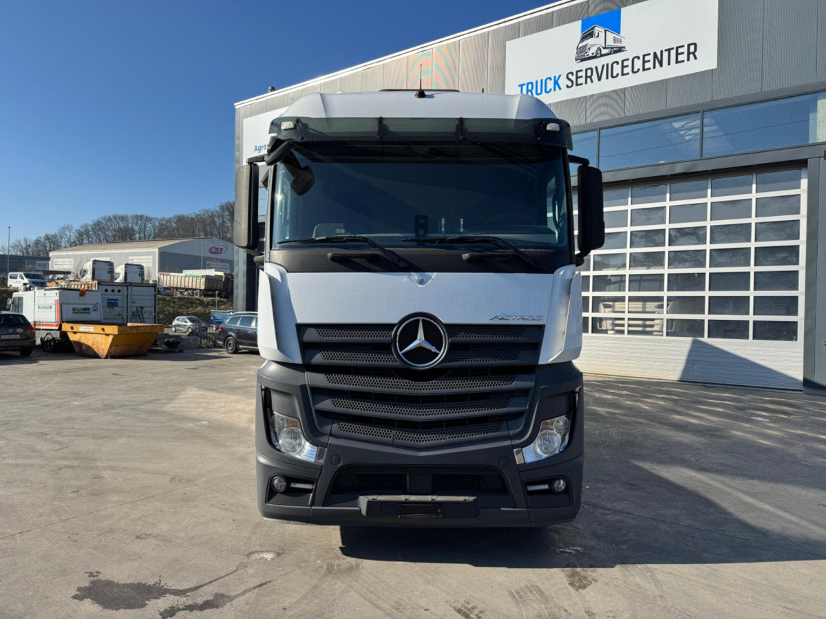 MERCEDES Actros 2545 6x2 - Curtainsider truck: picture 2 MERCEDES Actros 2545 6x2 - Curtainsider truck: picture 2