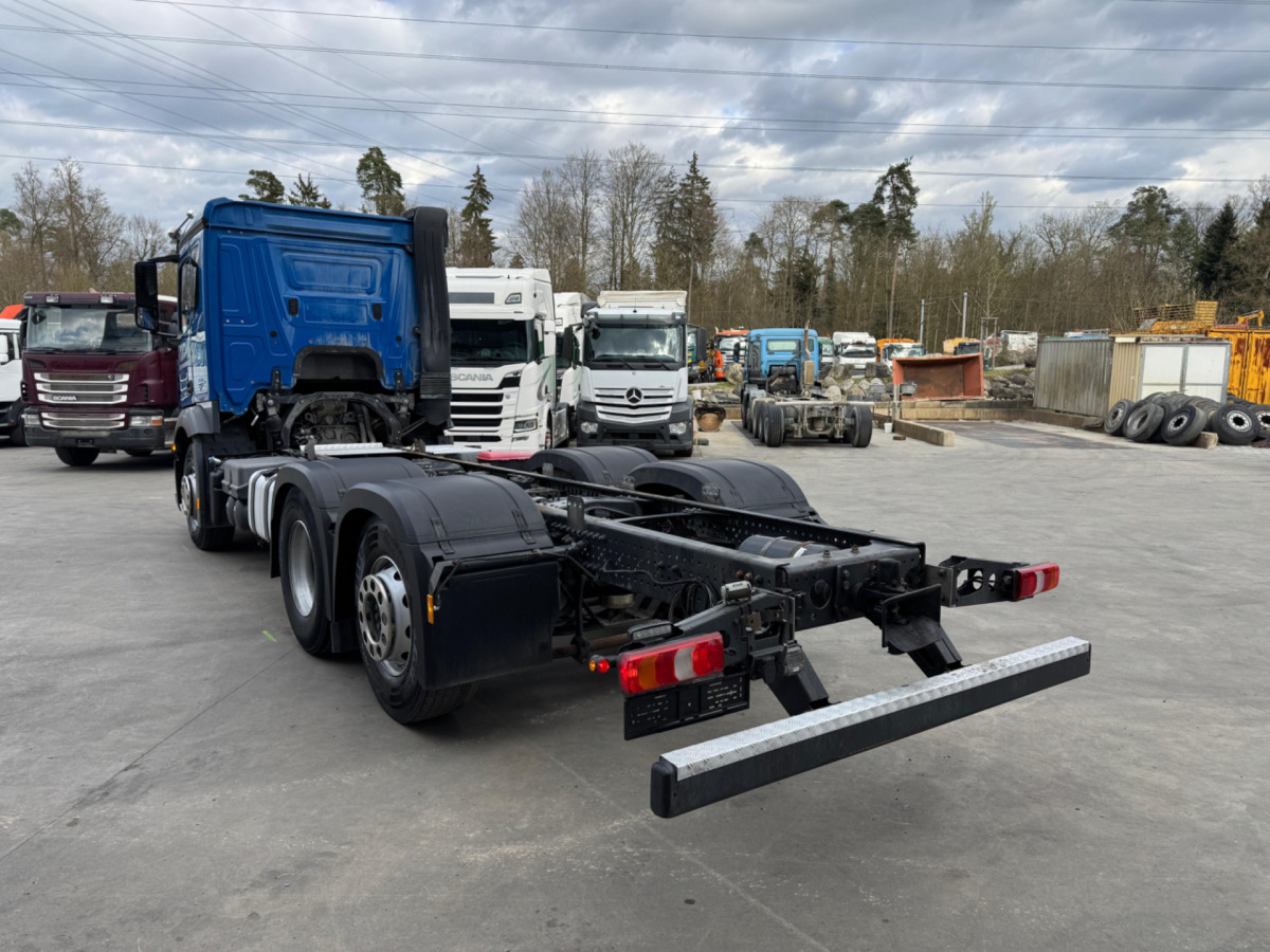 MERCEDES Actros 2545 6x2 - Cab chassis truck: picture 5 MERCEDES Actros 2545 6x2 - Cab chassis truck: picture 5