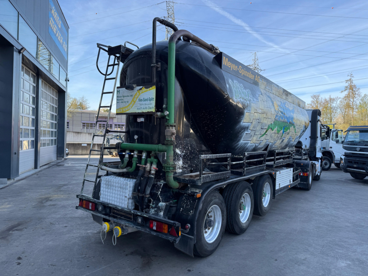 SPITZER Spitzer Silo 37m3 - Silo semi-trailer: picture 4 SPITZER Spitzer Silo 37m3 - Silo semi-trailer: picture 4