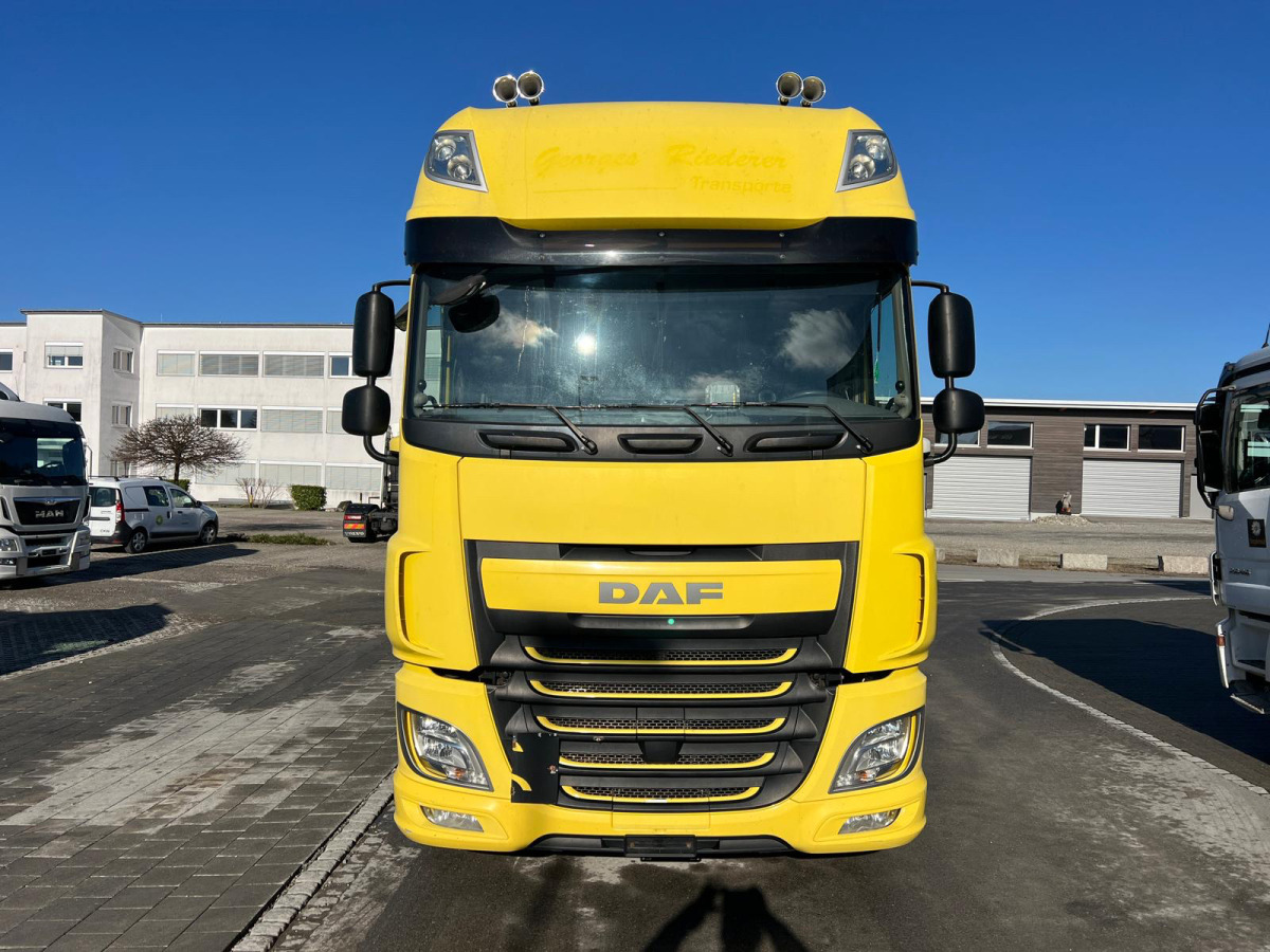 DAF XF510 4x2 - Tractor unit: picture 2 DAF XF510 4x2 - Tractor unit: picture 2