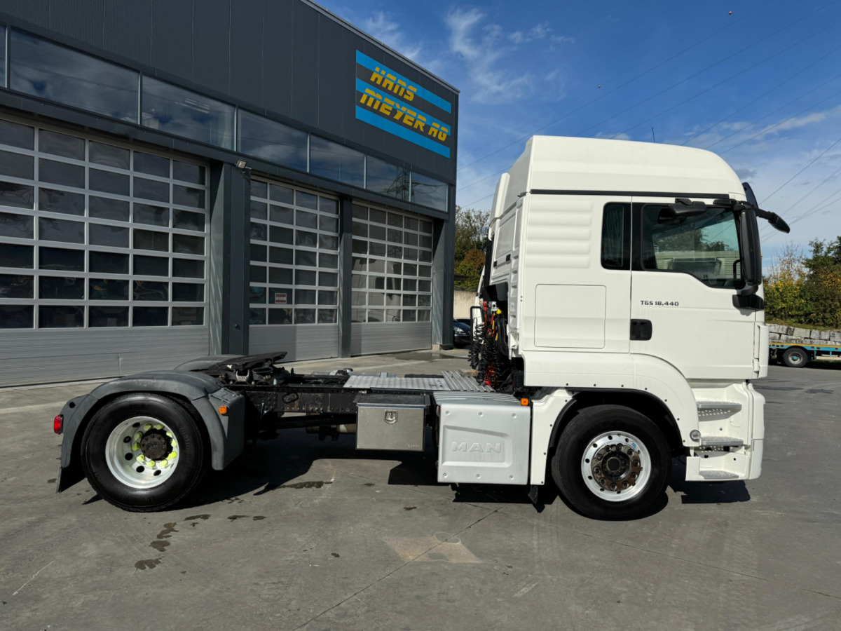 MAN TGS 18.440 4x2 ADR - Tractor unit: picture 5 MAN TGS 18.440 4x2 ADR - Tractor unit: picture 5