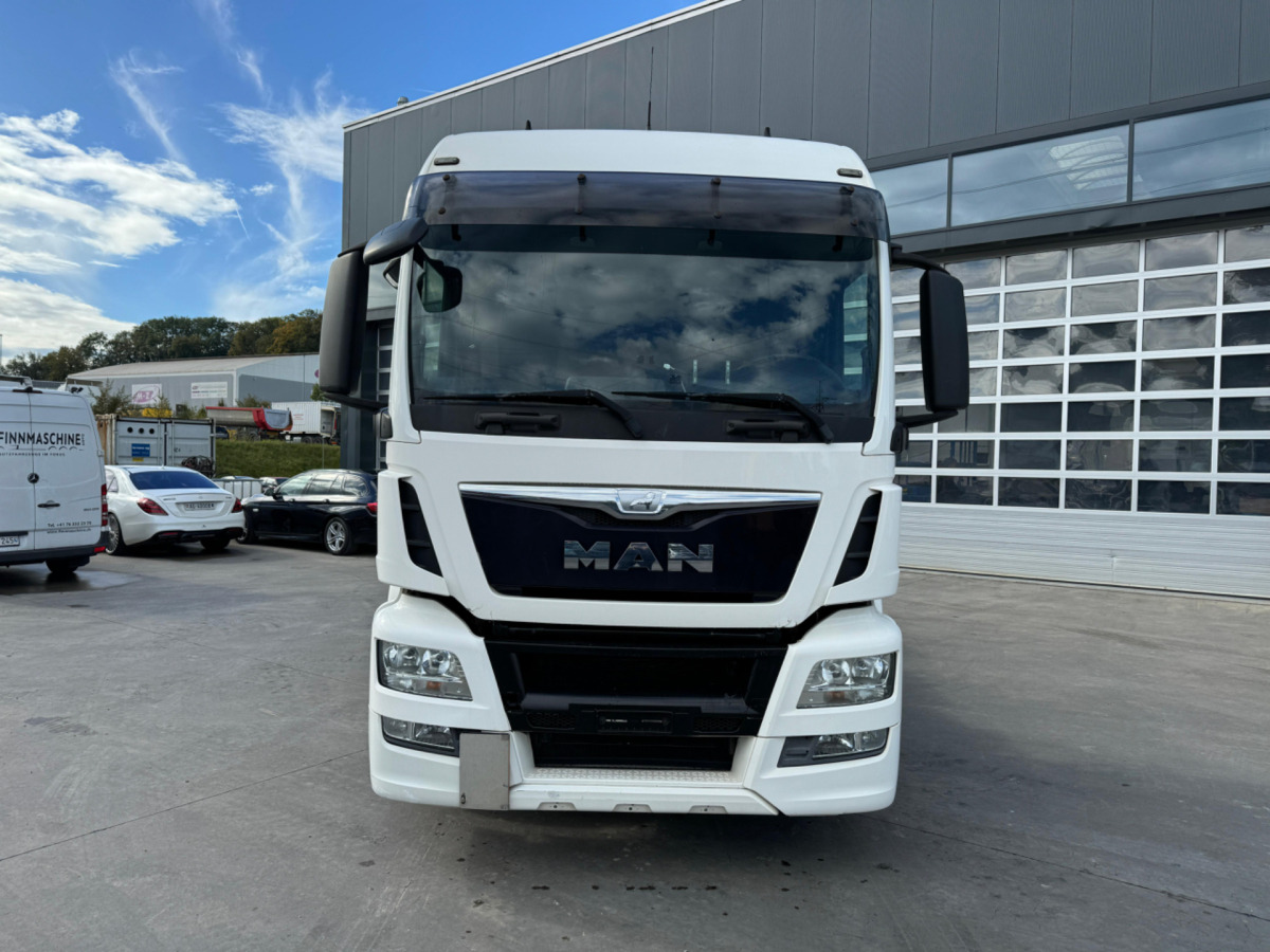 MAN TGS 18.440 4x2 ADR - Tractor unit: picture 2 MAN TGS 18.440 4x2 ADR - Tractor unit: picture 2