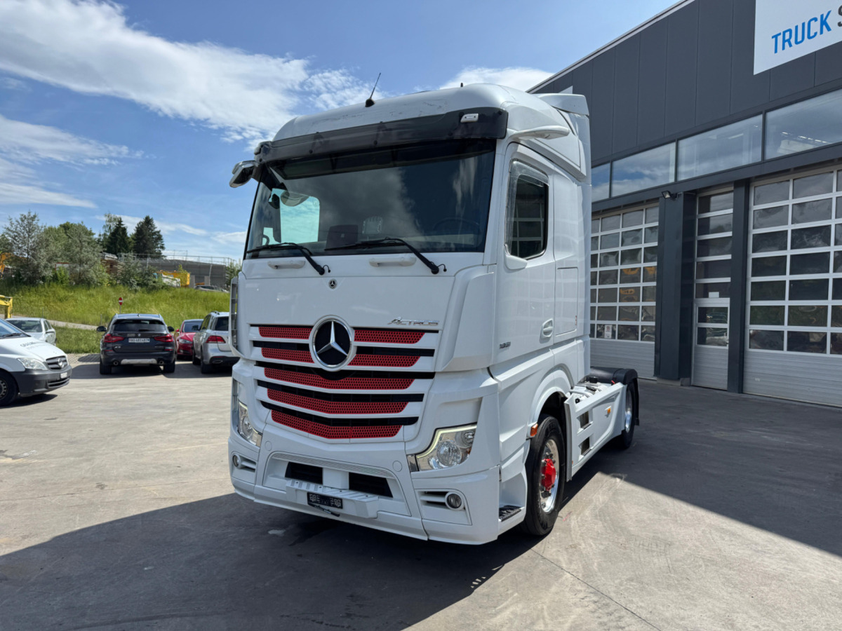 MERCEDES Actros 1851 4x4 Hydraulik - Tractor unit: picture 1 MERCEDES Actros 1851 4x4 Hydraulik - Tractor unit: picture 1
