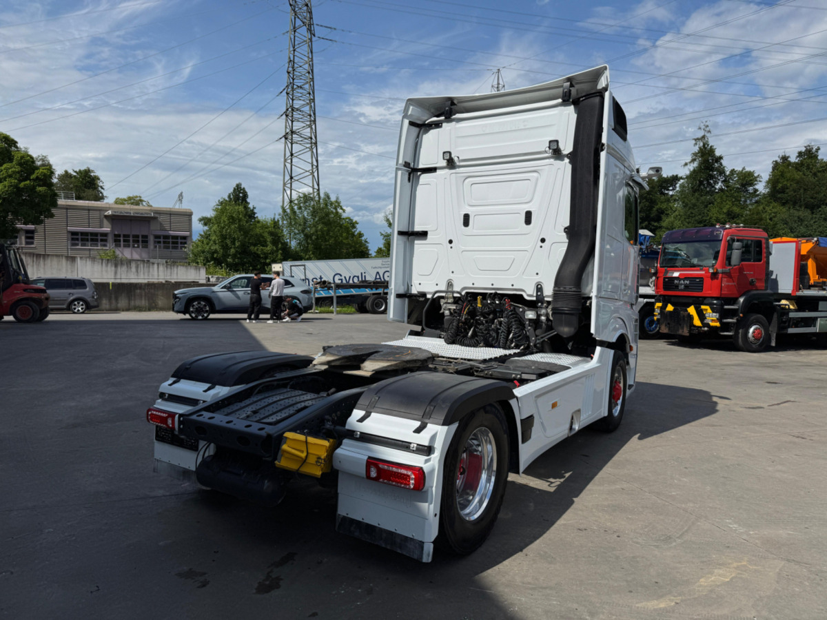 MERCEDES Actros 1851 4x4 Hydraulik - Tractor unit: picture 5 MERCEDES Actros 1851 4x4 Hydraulik - Tractor unit: picture 5