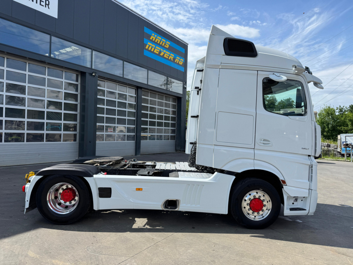 MERCEDES Actros 1851 4x4 Hydraulik - Tractor unit: picture 4 MERCEDES Actros 1851 4x4 Hydraulik - Tractor unit: picture 4