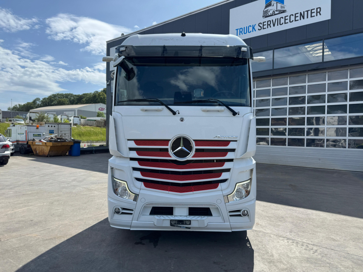 MERCEDES Actros 1851 4x4 Hydraulik - Tractor unit: picture 2 MERCEDES Actros 1851 4x4 Hydraulik - Tractor unit: picture 2