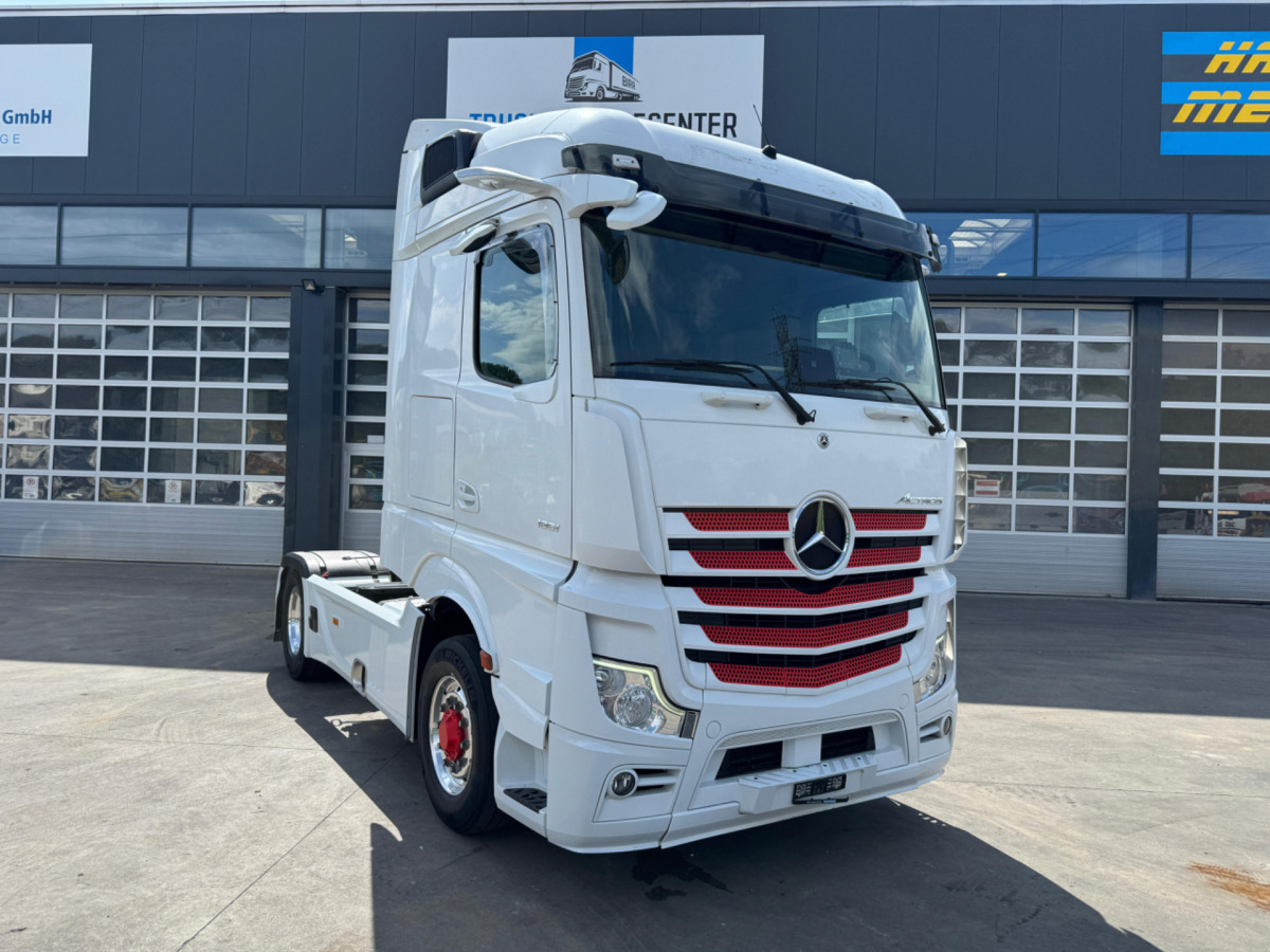 MERCEDES Actros 1851 4x4 Hydraulik - Tractor unit: picture 3 MERCEDES Actros 1851 4x4 Hydraulik - Tractor unit: picture 3