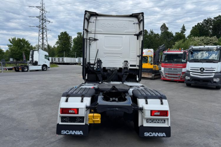 Scania S520 V8 4x2 - Tractor unit: picture 5 Scania S520 V8 4x2 - Tractor unit: picture 5