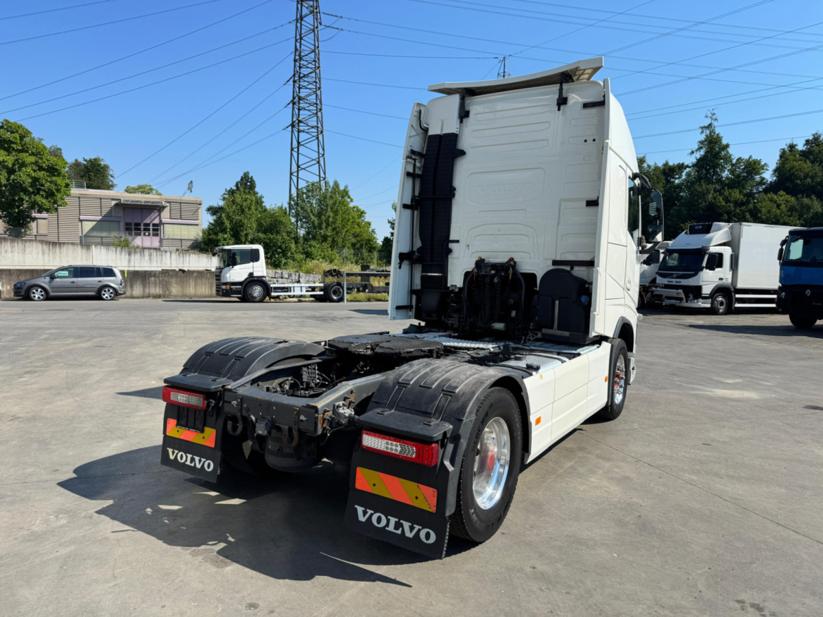 VOLVO FH-460 4x2 XXL - Tractor unit: picture 5 VOLVO FH-460 4x2 XXL - Tractor unit: picture 5