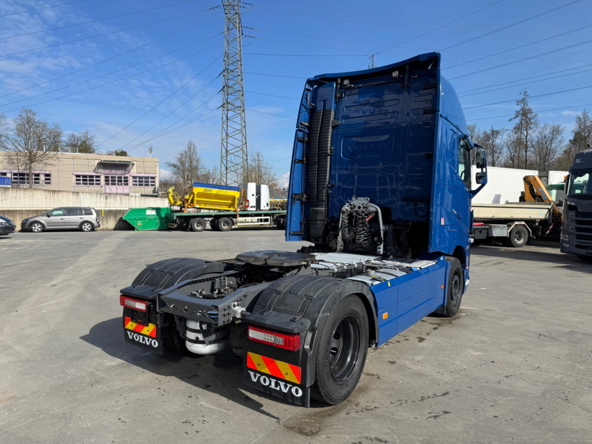 VOLVO FH-500 TC 4x2 - Tractor unit: picture 5 VOLVO FH-500 TC 4x2 - Tractor unit: picture 5