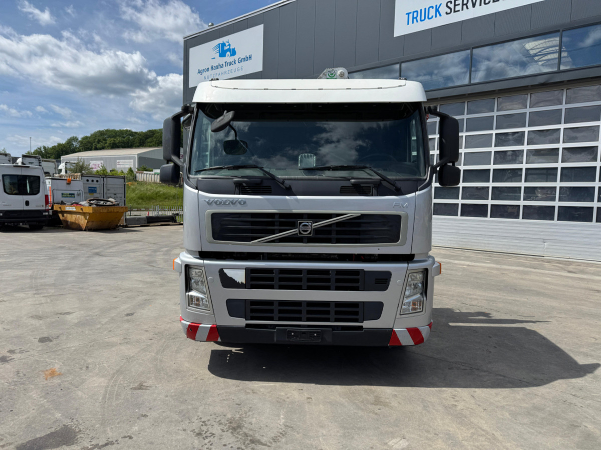 VOLVO FM-400 4x2 Bonfiglioli 15000-4 - Crane truck: picture 3 VOLVO FM-400 4x2 Bonfiglioli 15000-4 - Crane truck: picture 3