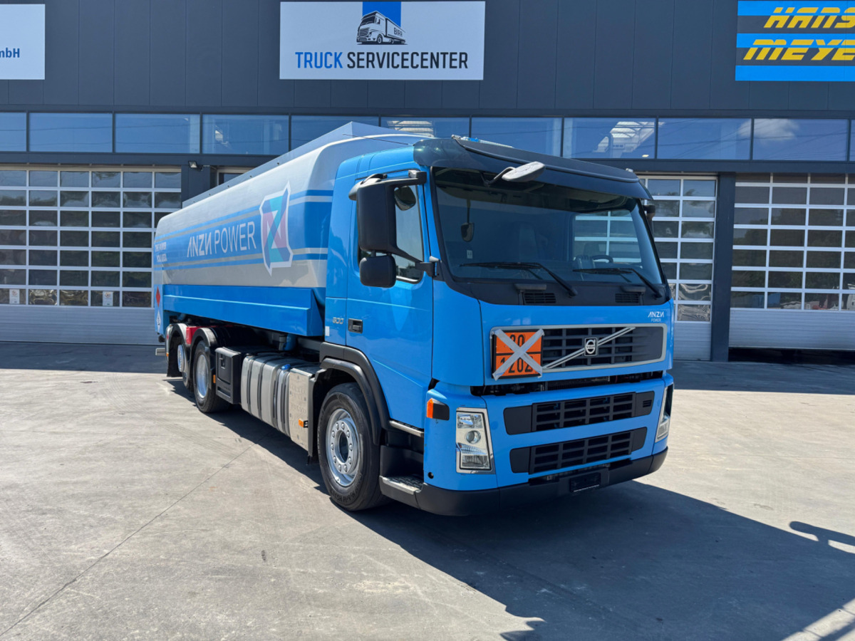 VOLVO FM-500 6x2 Tankwagen - Tank truck: picture 2 VOLVO FM-500 6x2 Tankwagen - Tank truck: picture 2